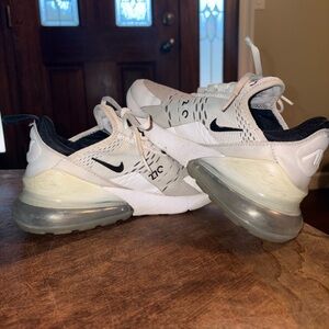 Nike Air Max 270 in White and Black